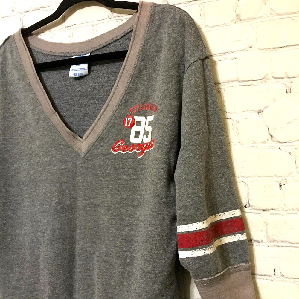 Deep-V UGA Pullover - Picture 3 of 7